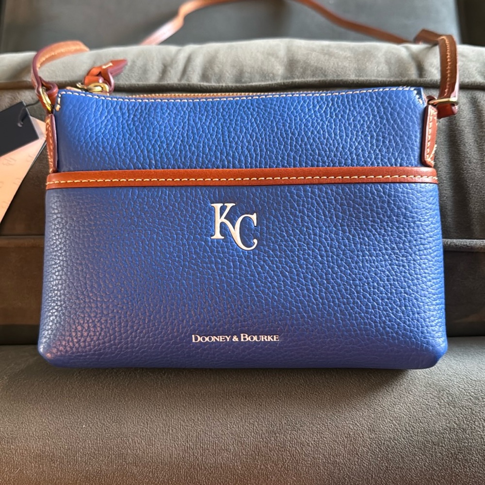 Dooney & Bourke Purse